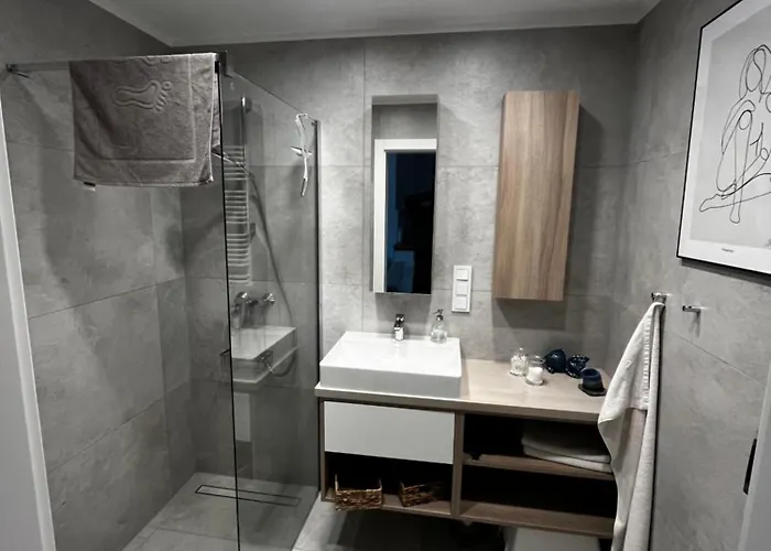 Seaview Shellter 117l *